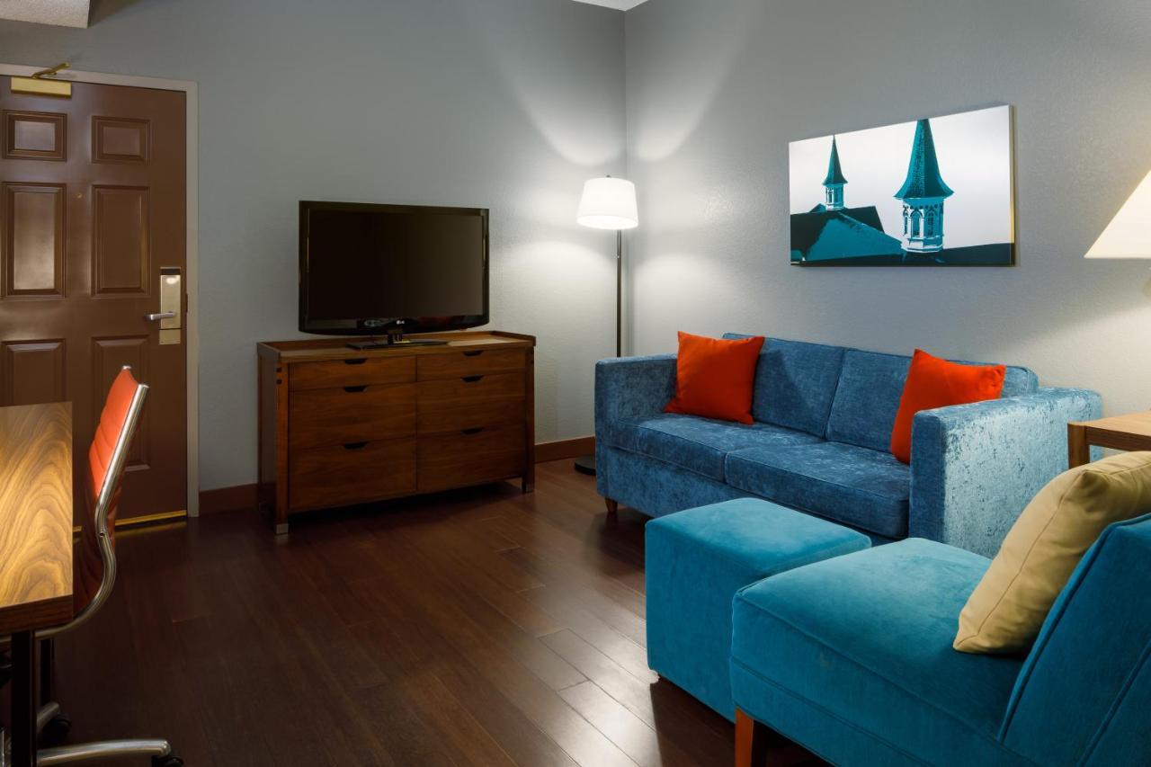 Four Points By Sheraton Louisville Airport Eksteriør bilde