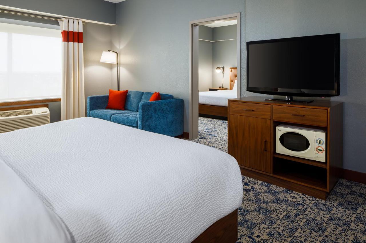Four Points By Sheraton Louisville Airport Eksteriør bilde